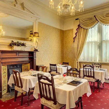 Glenogra Townhouse 4* Dublin